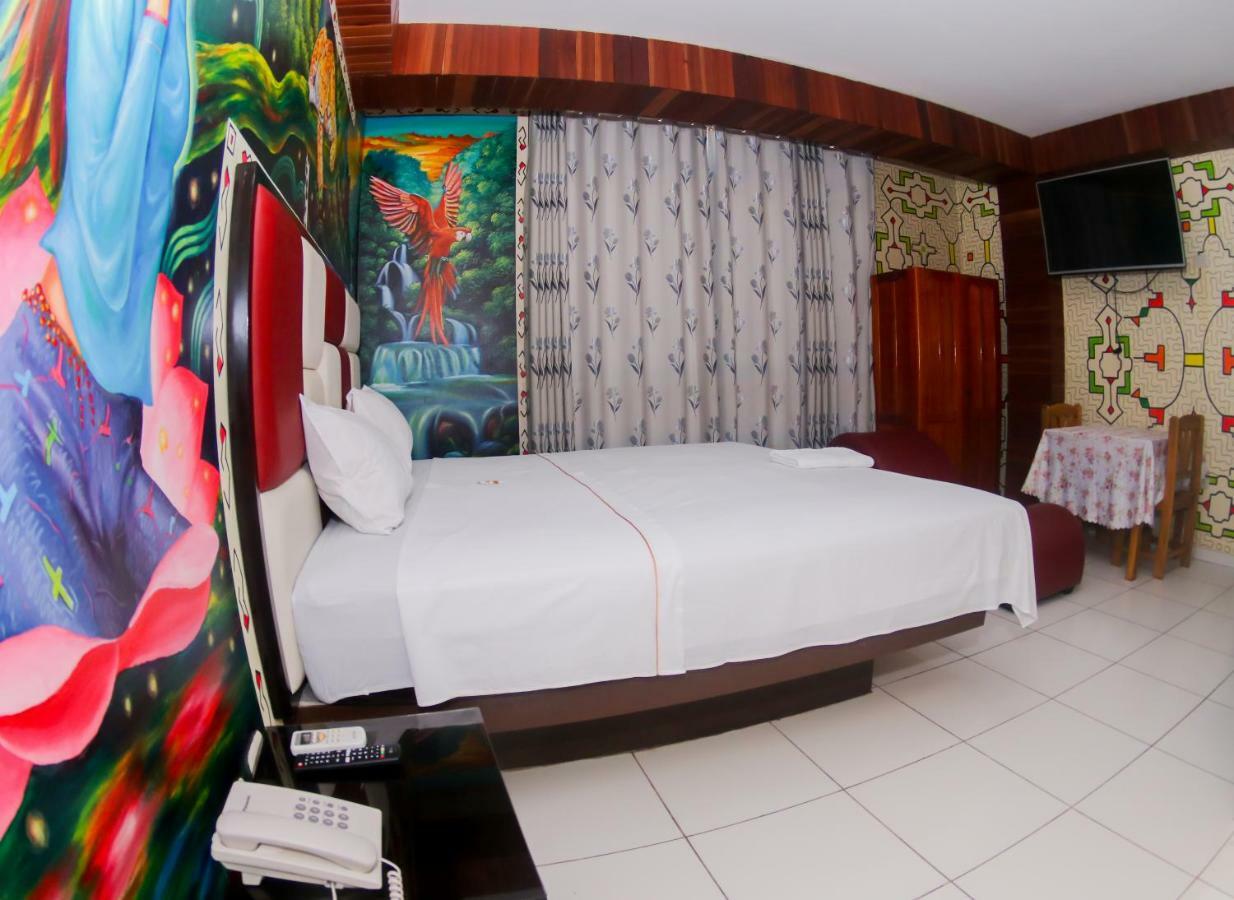 Gran Hotel Gusbet Pucallpa Bagian luar foto